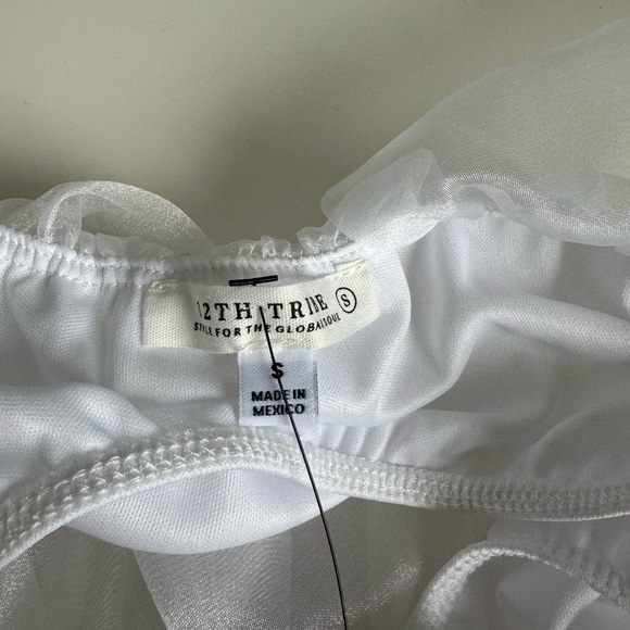 Brand New 12th Tribe Ruffle Organza Top in White - Picture 6 of 6